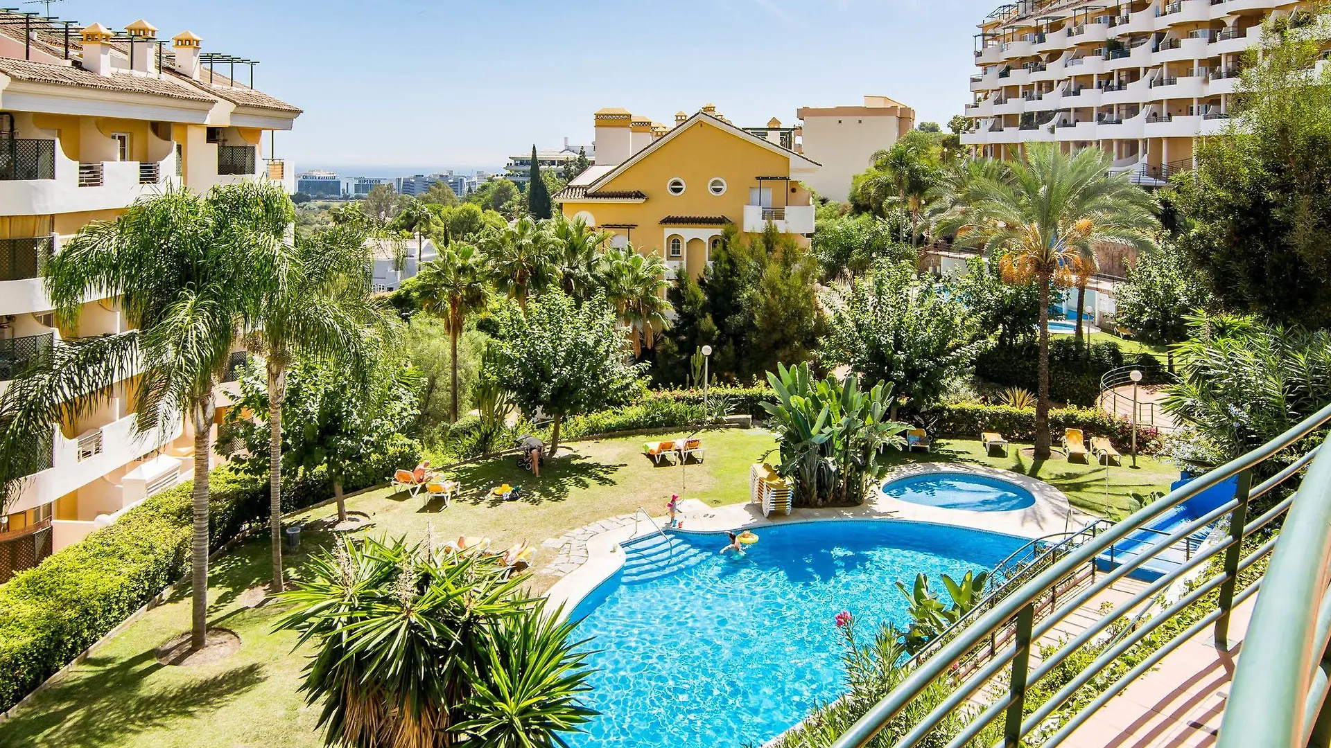 Apartment Senorio De Aloha - Roomservice Marbella